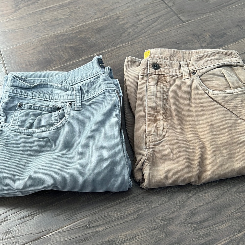 Corduroy pants in gray and khaki.
